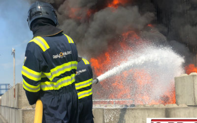 Industriebrandbekämpfung in Rotterdam